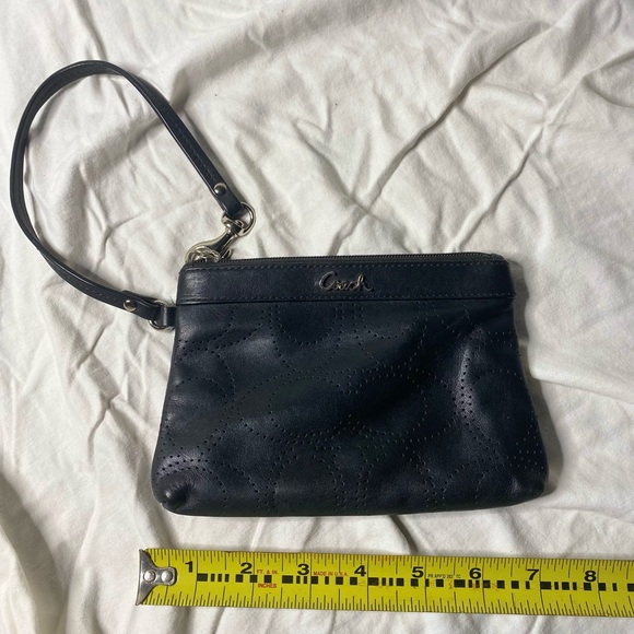Coach Wristlet - Picture 4 of 5